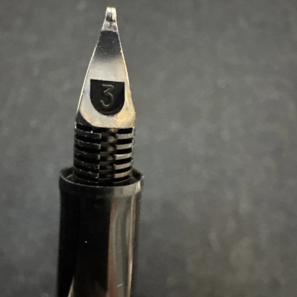 vintage Parker 45 fountain pen WC Made In France 1980's Black Body Silver Tone